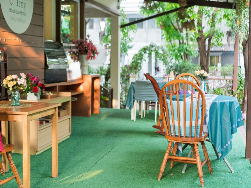 U Tiny Boutique Suvarnabhumi Airport Hotel image