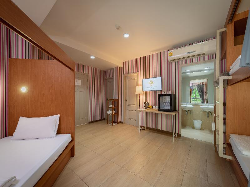 U Tiny Boutique Suvarnabhumi Airport Hotel image