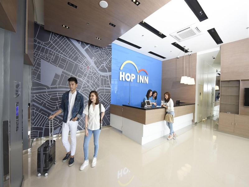 Hop Inn Hotel Makati Manila image