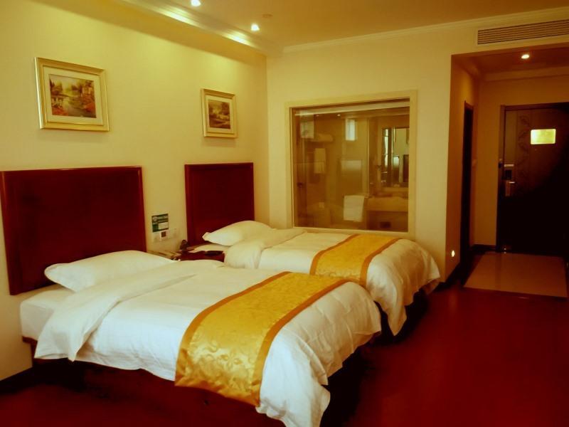 Bed room