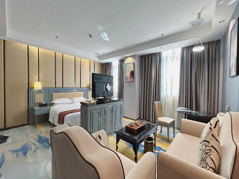 GreenTree Inn Chengjiang  Road Business Hotel image