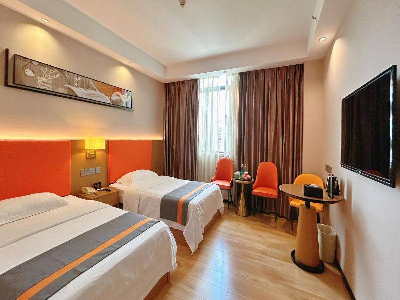 GreenTree Inn Chengjiang  Road Business Hotel image