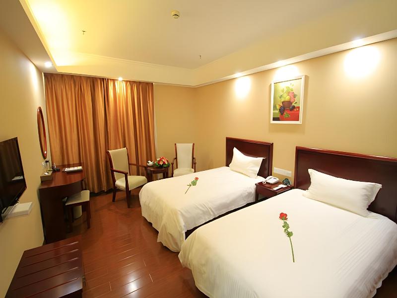 GreenTree Inn Linjiang  North Road Express image
