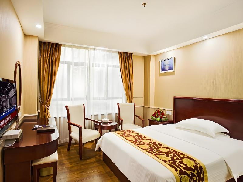 GreenTree Inn Linjiang  North Road Express image