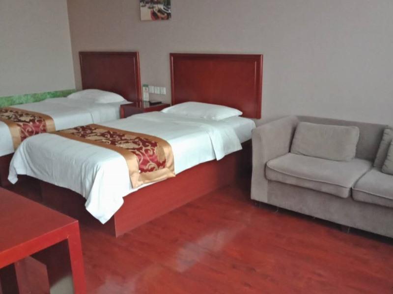 Bed room