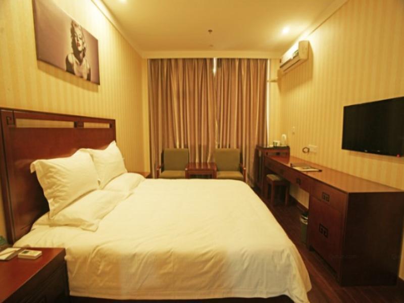 GreenTree Inn Municipal  Government Express Hotel image