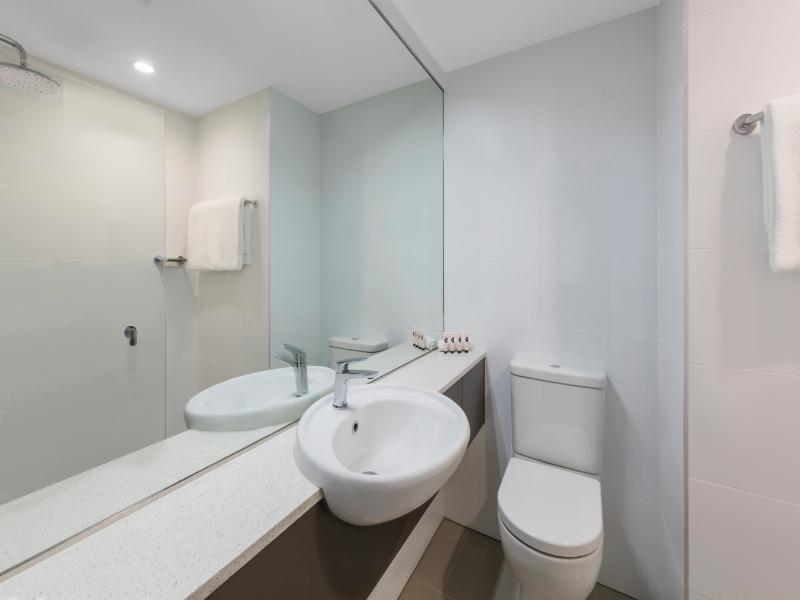 Travelodge Hotel Sydney Airport image