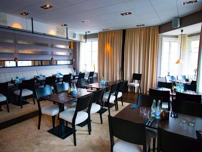 Hotel Villan image