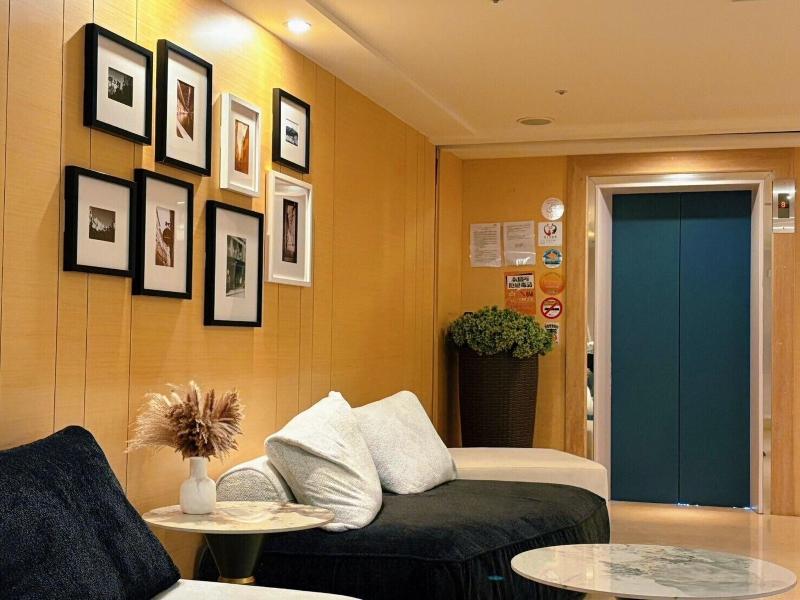 Taipei Wemeet Hotel image