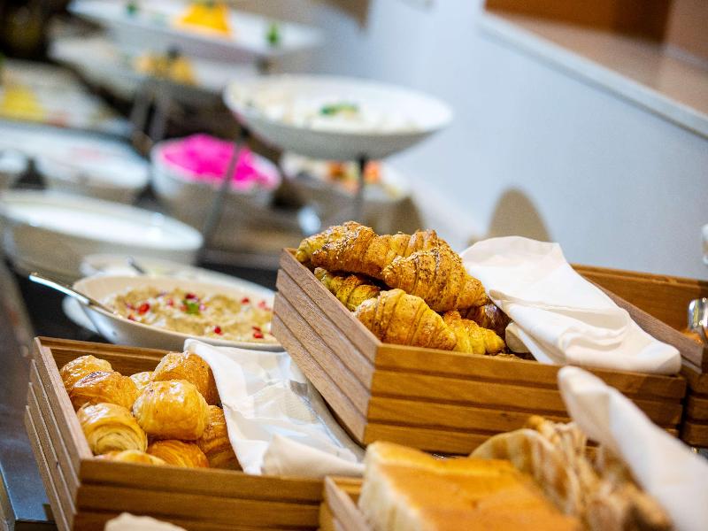 Golden Tulip Doha Hotel