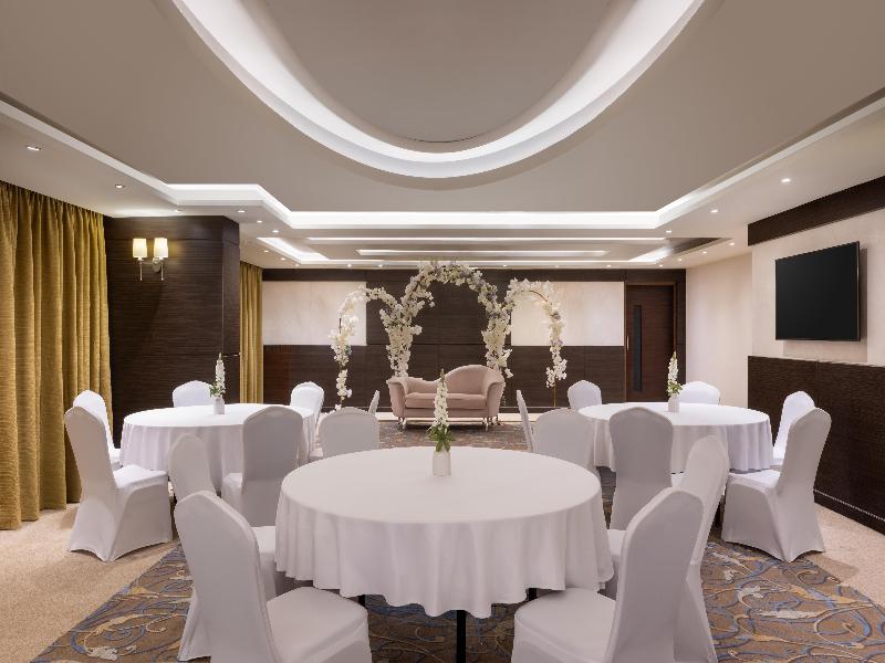 Golden Tulip Doha Hotel image