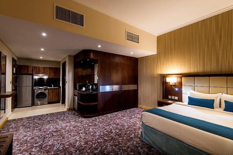 Golden Tulip Doha Hotel image