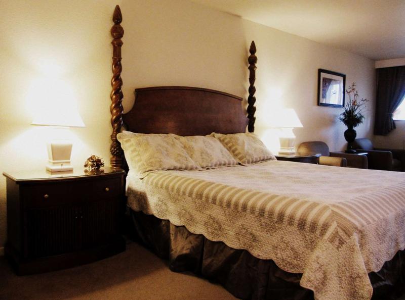 Surestay Plus By Best Western Gold Beach image