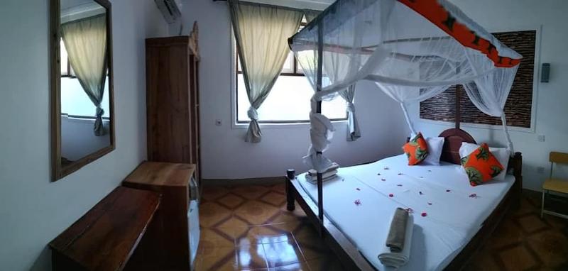 Mocco Beach Villa image