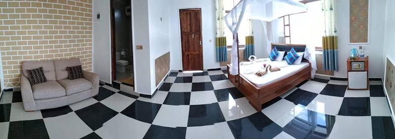 Mocco Beach Villa image