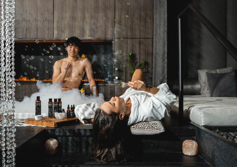Stay in style at Paradox Vancouver