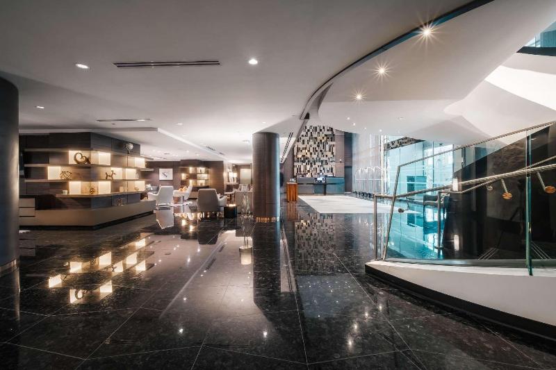 Stay in style at Paradox Vancouver