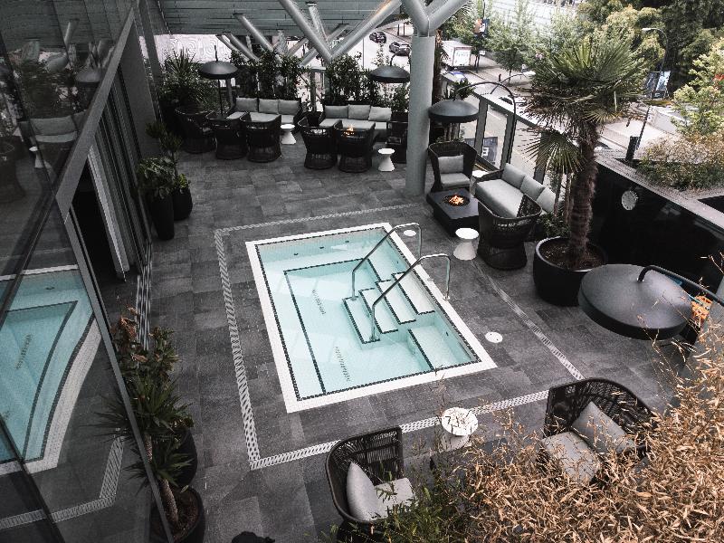 Stay in style at Paradox Vancouver