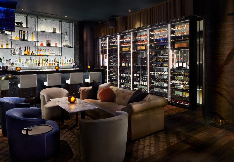 Stay in style at Paradox Vancouver