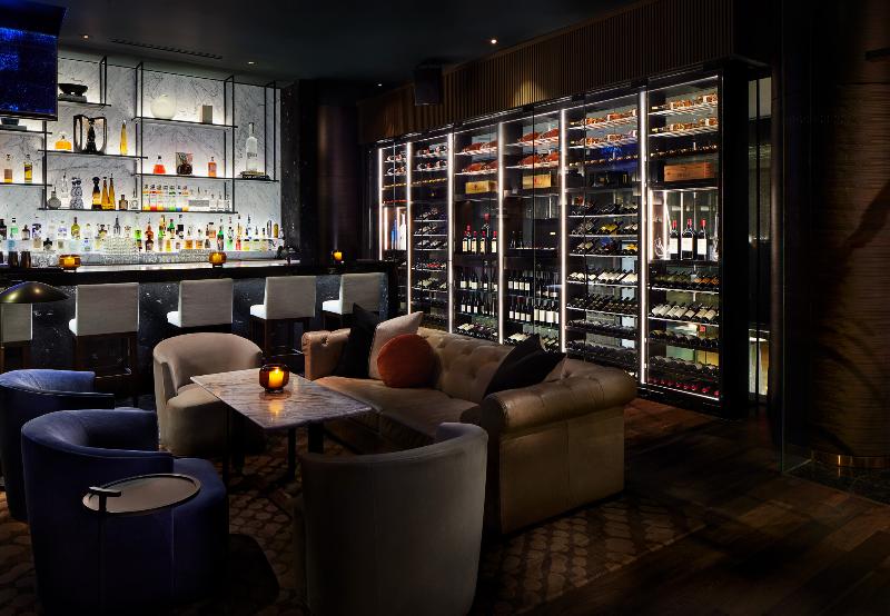 Stay in style at Paradox Vancouver