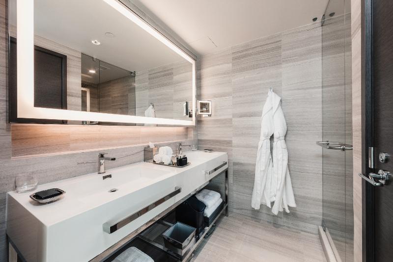 Stay in style at Paradox Vancouver