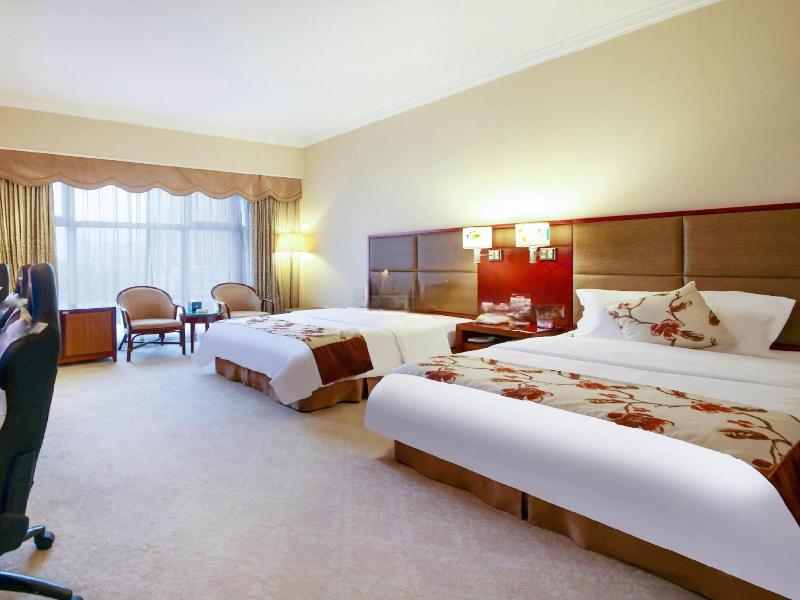Dolton Changsha Spa Hotel image 4