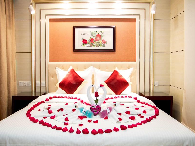 New World Hotel - Guangzhou image