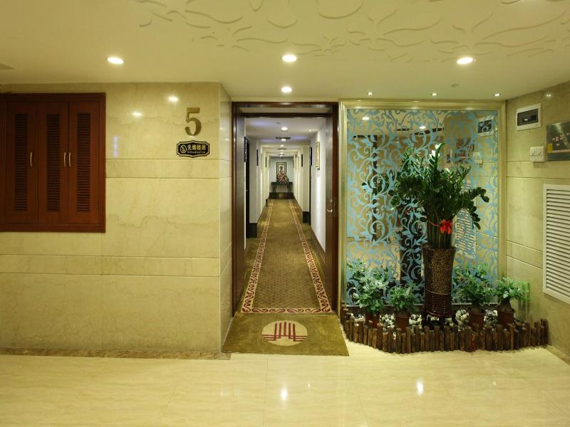 New World Hotel - Guangzhou image