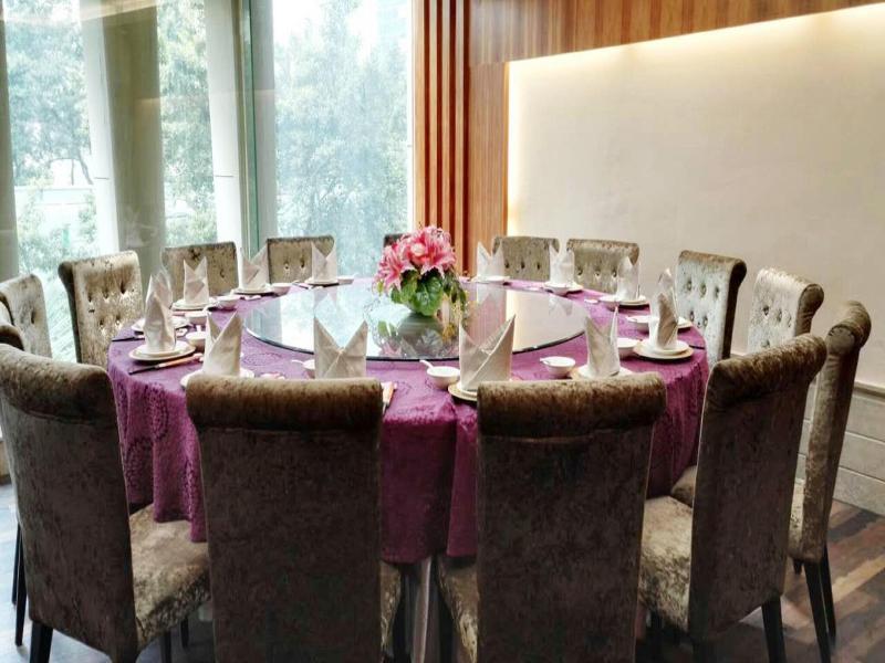 New World Hotel - Guangzhou image