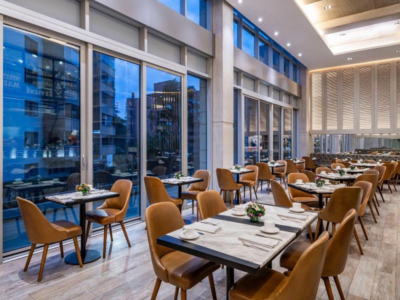 Medellin Marriott Hotel image