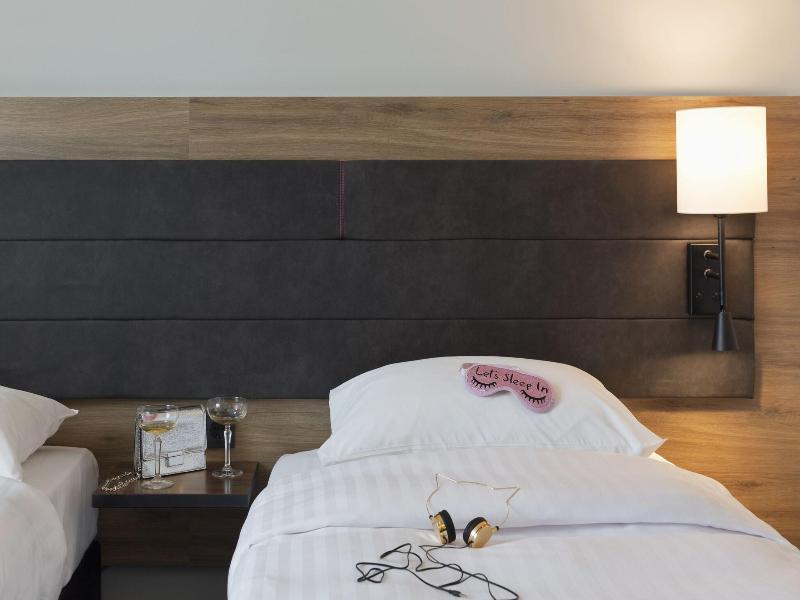 MOXY Stuttgart Airport/Messe image