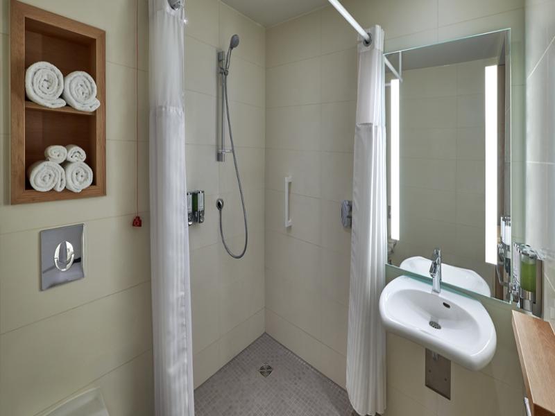 Hampton by Hilton Berlin City Alexanderplatz image