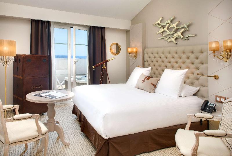 Grand Hotel Des Sablettes Plage, Curio By Hilton image