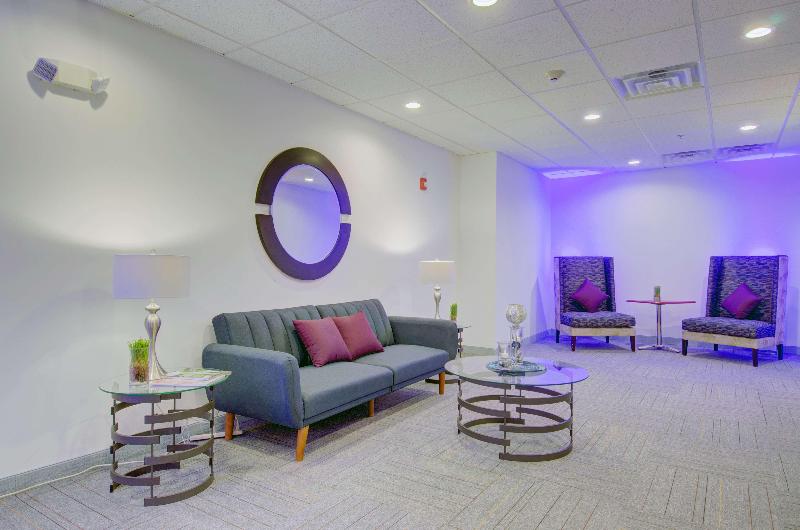 Hampton Inn & Suites Boston/Stoughton image