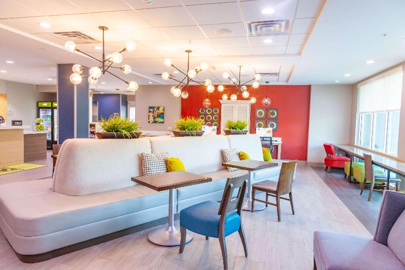 Home2 Suites by Hilton Jackson, MI image
