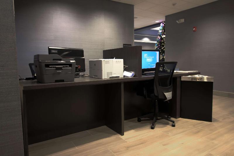 Hampton Inn West Plains image