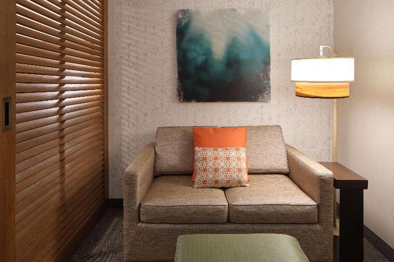 Embassy Suites by Hilton Oahu Kapolei image