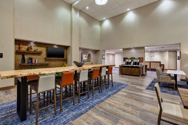 Hampton Inn & Suites Wells image