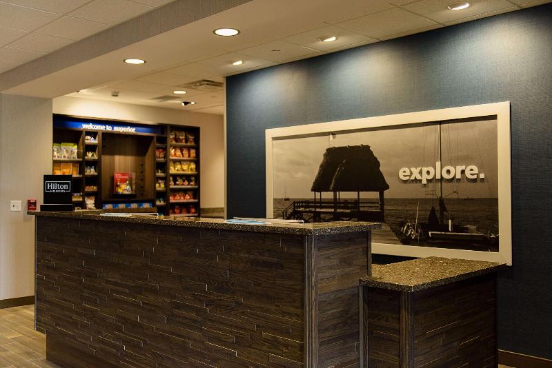 Hampton Inn By Hilton Superior Duluth image