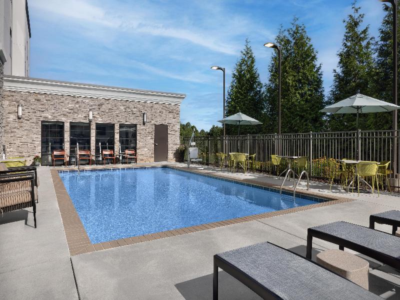 Hampton Inn Kernersville image