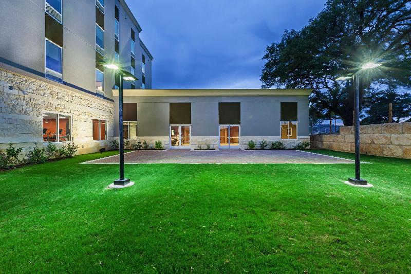 Hampton Inn Bulverde Texas Hill Country image