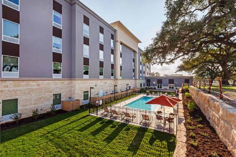 Hampton Inn Bulverde Texas Hill Country image