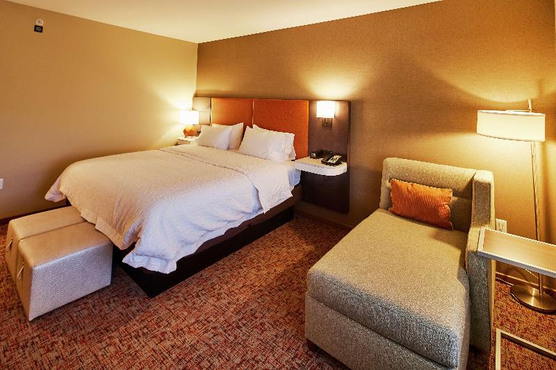 Hampton Inn Parker image