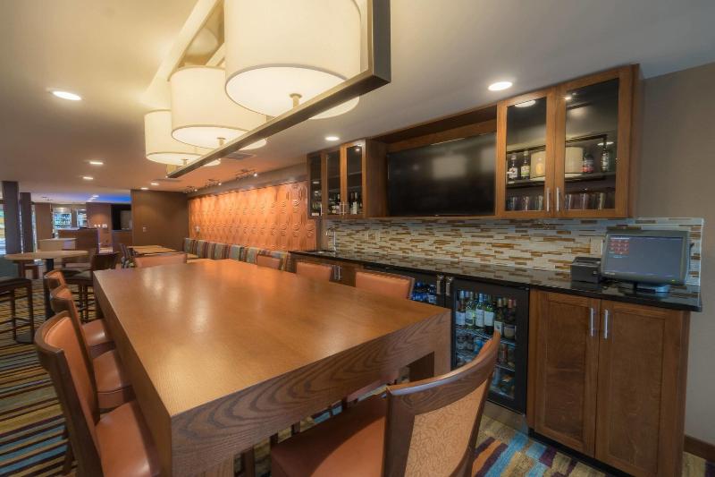 Fairfield Inn & Suites Gaylord image