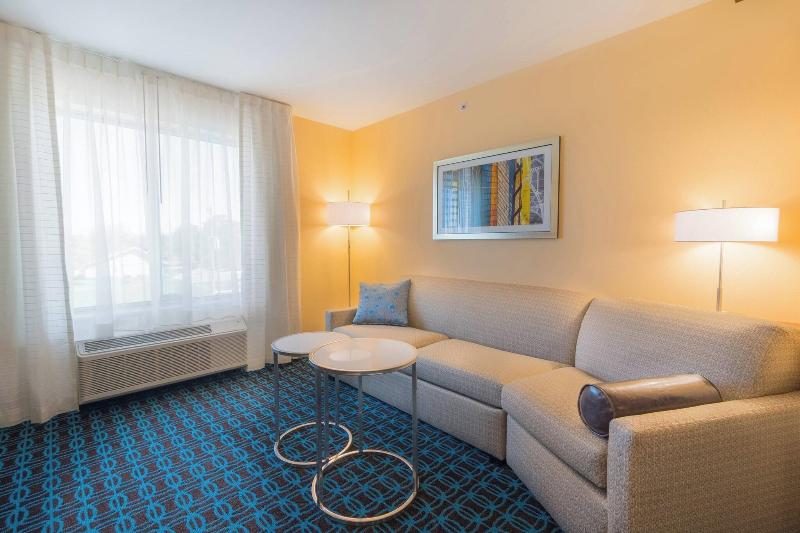 Fairfield Inn & Suites Gaylord image