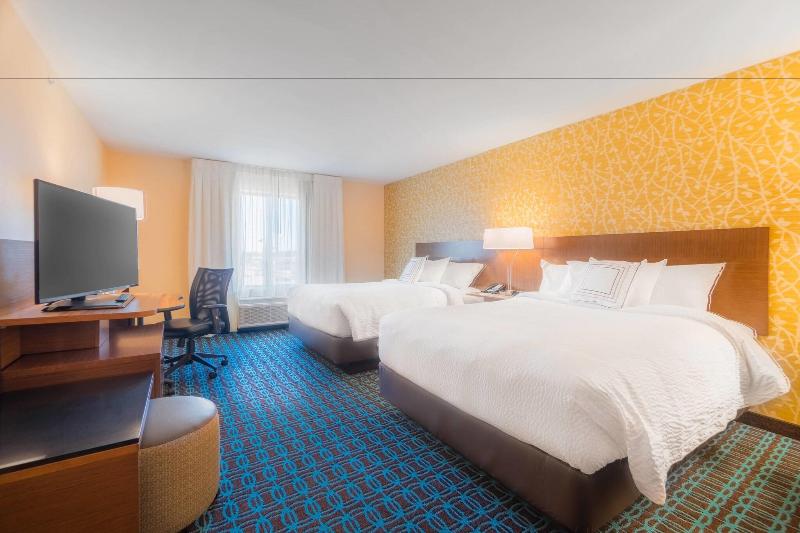 Fairfield Inn & Suites Gaylord image