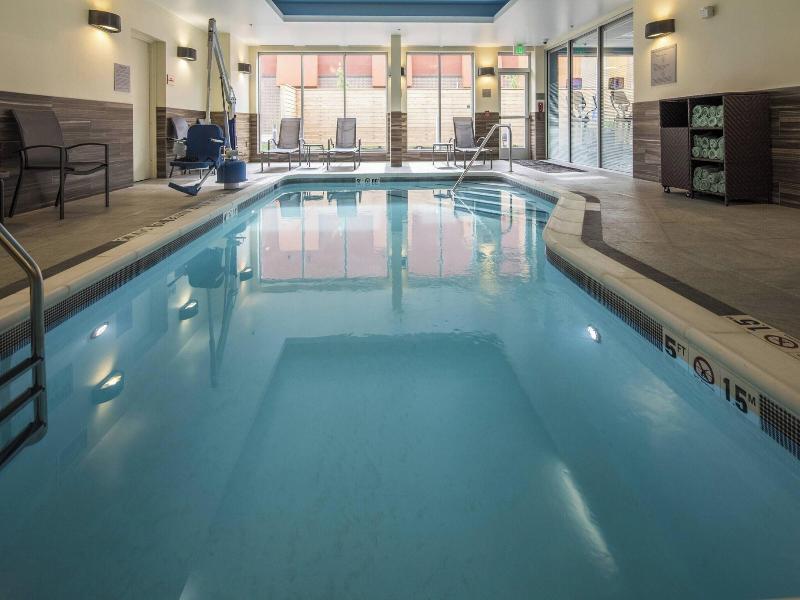 Fairfield Inn & Suites Pittsburgh North/McCandless image