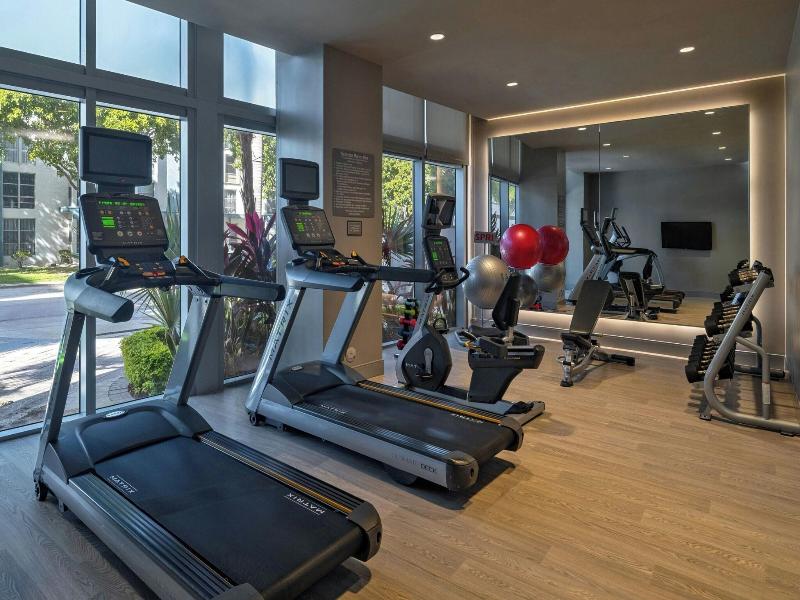 Residence Inn Miami Sunny Isles Beach image