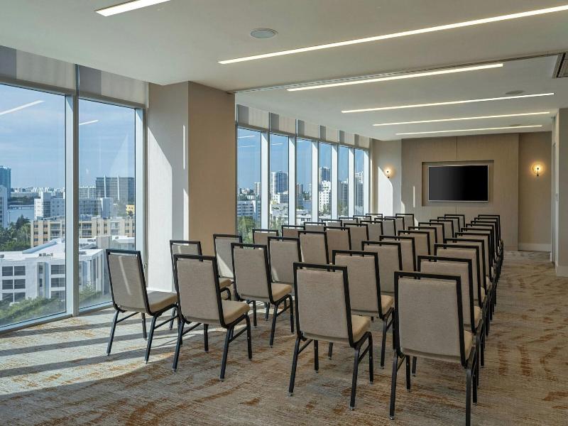 Residence Inn Miami Sunny Isles Beach image