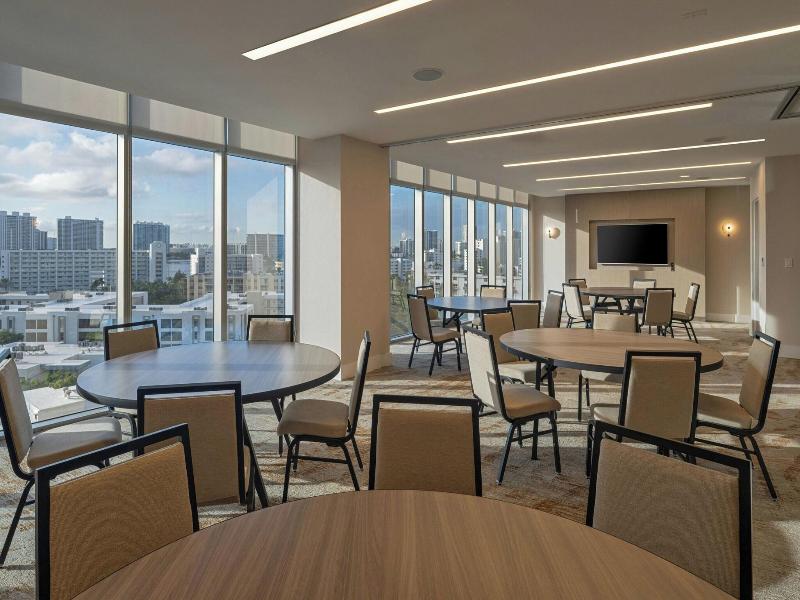 Residence Inn Miami Sunny Isles Beach image